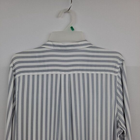 Old Navy Ladies Blouse NWT - Picture 9 of 10